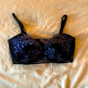 Victoria’s Secret Very Sexy Lined Balconet 34DD